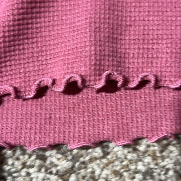 Pink shirt - Picture 2 of 4